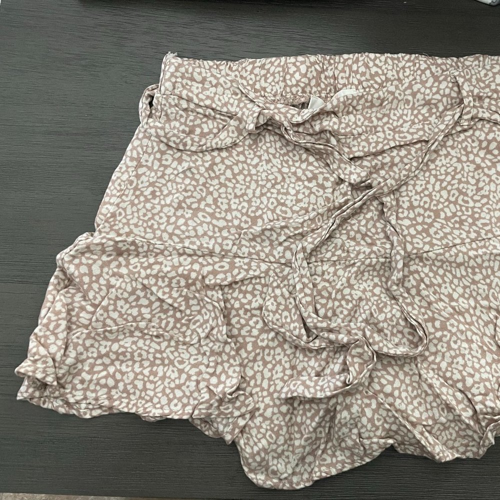 Leopard print skort